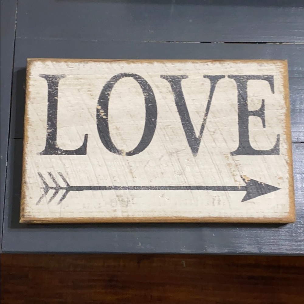 Wall art. “LOVE”